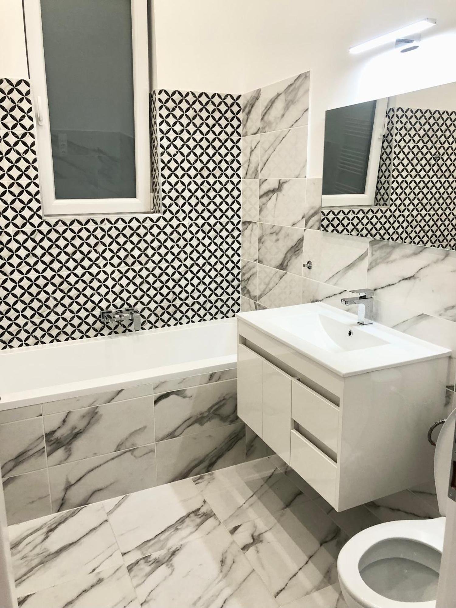 Apartment With 2 Bedrooms Near Gellert Thermal Bath Budapest Eksteriør billede